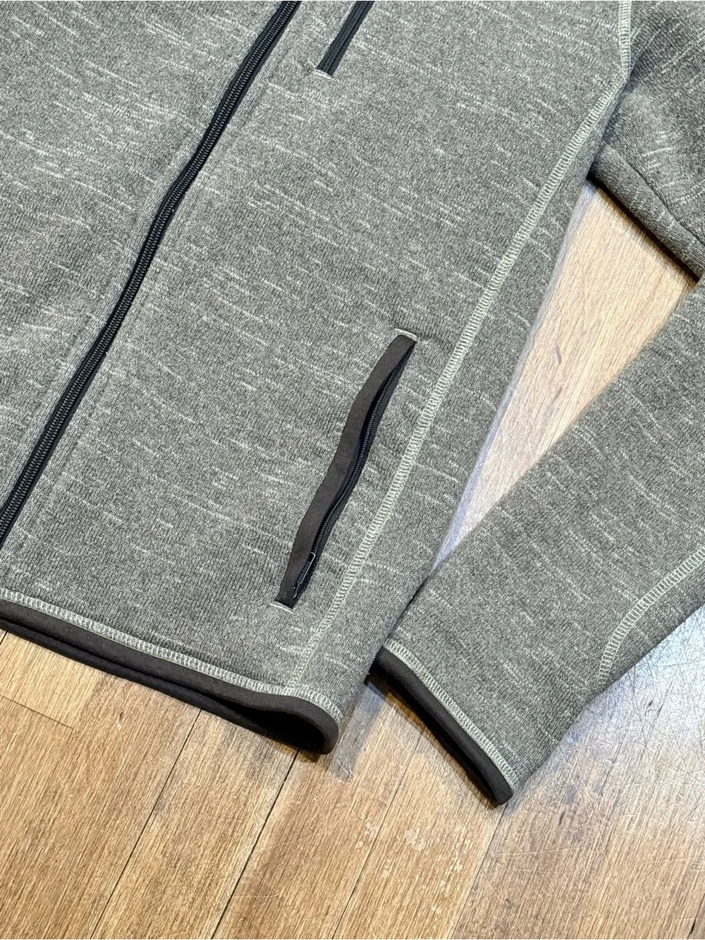 Patagonia Men's Gray Heather Full-Zip Fleece Jacket - EUC - MEDIUM
